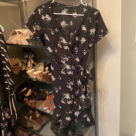 Abercrombie & Fitch Dresses & Skirts - Abercrombie & Fitch Dress